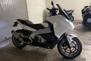 Honda integra 700 DCT