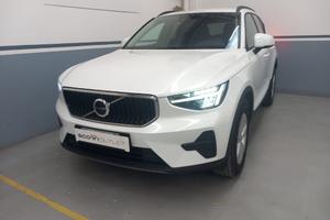 VOLVO XC40 2.0 b3 Essential auto