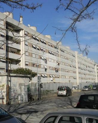 4 LOCALI A ROMA