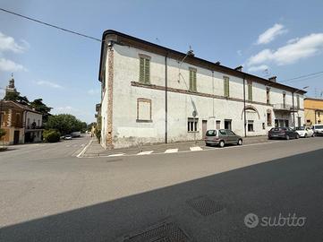 4 LOCALI A FORMIGARA