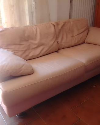 Divani pelle rosa