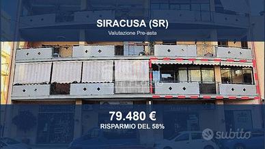 Immobile in asta di 128 m² con box auto a Siracusa