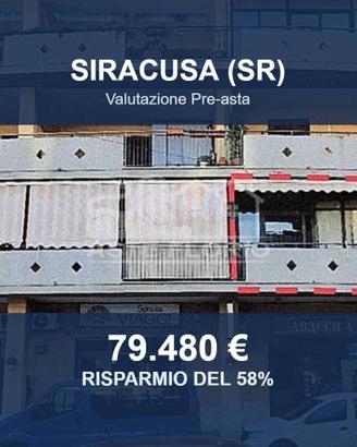 Immobile in asta di 128 m² con box auto a Siracusa