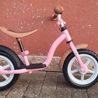 balance bike (bicicletta senza pedali)