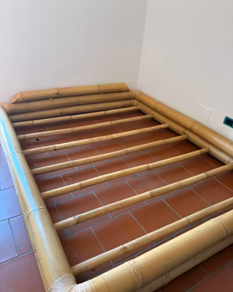Letto matrimoniale in bambù