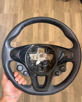 Volante Smart in pelle con comandi