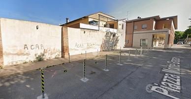 AUTORIMESSA A FORLÌ