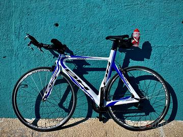 BICICLETTA CRONO TRIAHLON BH