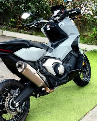 HONDA X-ADV 750