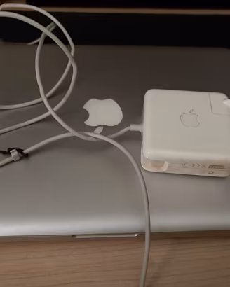 MacBook (Late 2008)  funzionante -Leggi inserzione