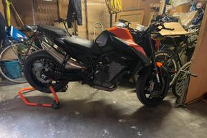 Ktm duke 890
