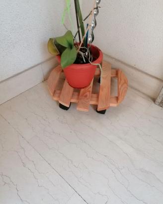 Carrello portapiante