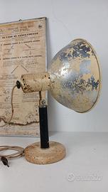 Lampada industriale vintage medica 1930
