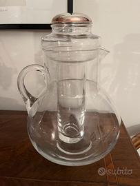 Caraffa con refrigeratore
