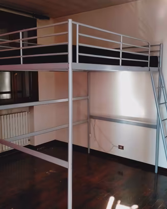 Letto a soppalco ikea matrimoniale