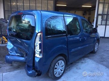 Ricambi Citroen Berlingo 2008 2011 blu e grigio