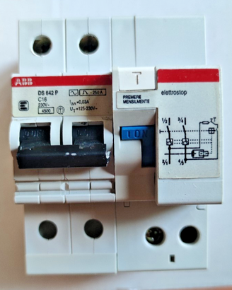 Differenziale magnetotermico 2P 16A 4,5kA DS642P