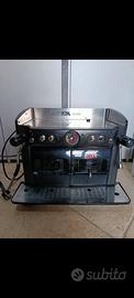 macchina da caffè espresso professionale.