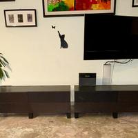 Mobili sotto televisione