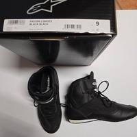 Scarpe moto Alpinestar
