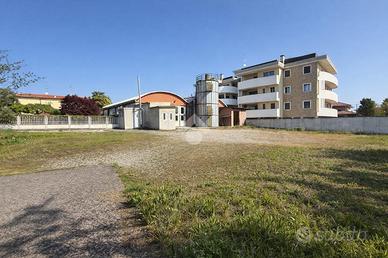 TER. RESIDENZIALE A BARLASSINA