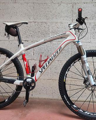 MTB Carbon Specialized Stumpjumper (alta gamma)