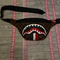 Marsupio sprayground