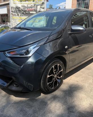 Toyota Aygo 1.0 benzina AUTOMATICA