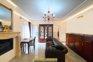 Appartamento trilocale ristrutturato zona Porto