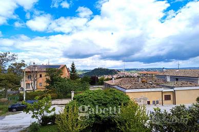 Porzione di bifamiliare in via Sella