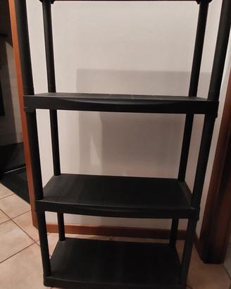 scaffale in plastica  