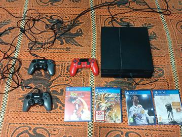 PS4 + 3 controller+4 giochi