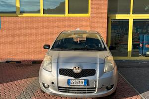 Toyota yaris 1.4