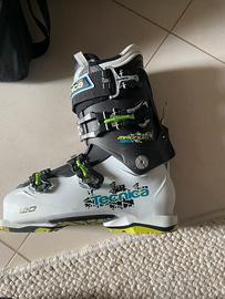 Scarponi tecnica magnum