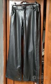 Pantaloni in ecopelle