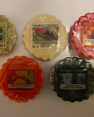 CANDELE MANGIAFUMO E SCENTED OILS