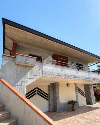 VILLA SINGOLA A ROVATO
