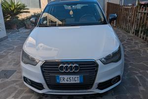 Audi A1 Sportback 1.6 TDI (2013)