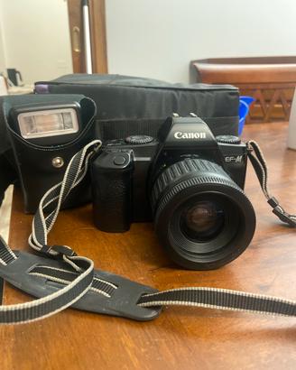 Fotocamera a rullino Canon EF-M body