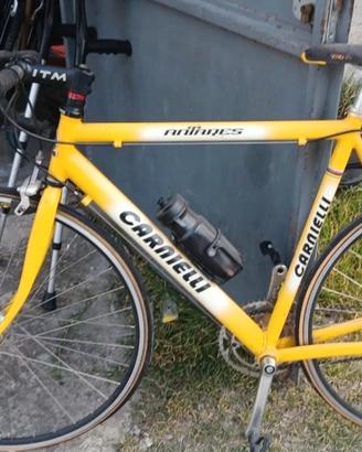 Bici da corsa Carnielli gialla