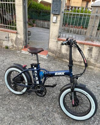 BICI ELETTRICA BMX