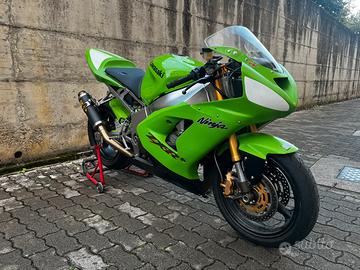 Kawasaki ZX-6RR 2003 – 12.400 km