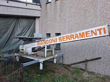 Scala allungabile per traslochi, trasporto ai pian