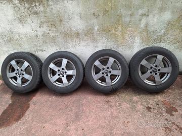 Set gomme  invernali