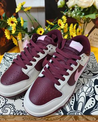 Nike Dunk Low Retro PRM Valentine's Day 38