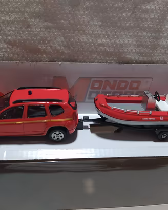 Dacia Pompieri con gommone