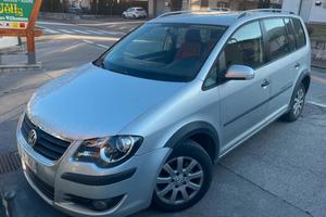 Cross Touran Volkswagen