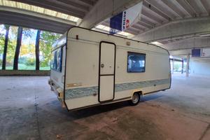 Adria unica 502DX 1000kg