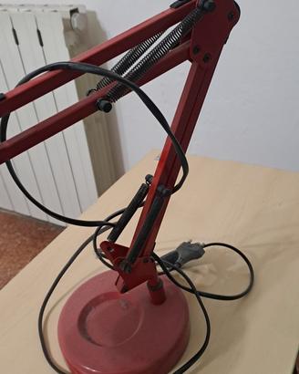 Lampada da scrivania 