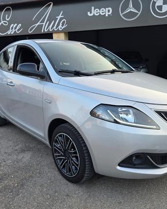 Lancia Ypsilon 1.0 FireFly 5 porte S&S Hybrid Ecoc